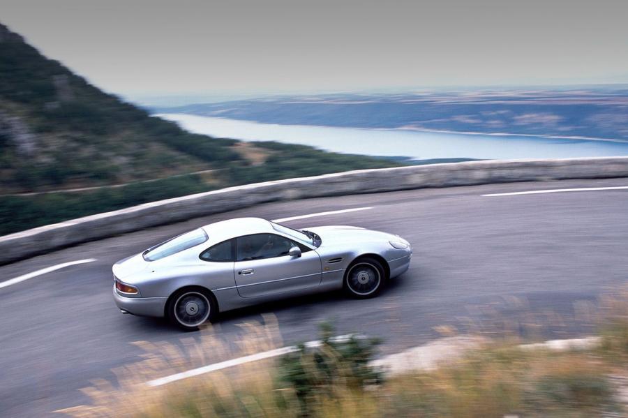  Aston Martin DB7 Alfred Dunhill 1998 года  (фото 3 из 6)